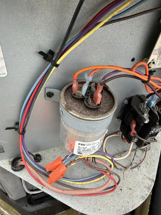 Air conditioner capacitor in Santa Rosa Beach FL before replacement
